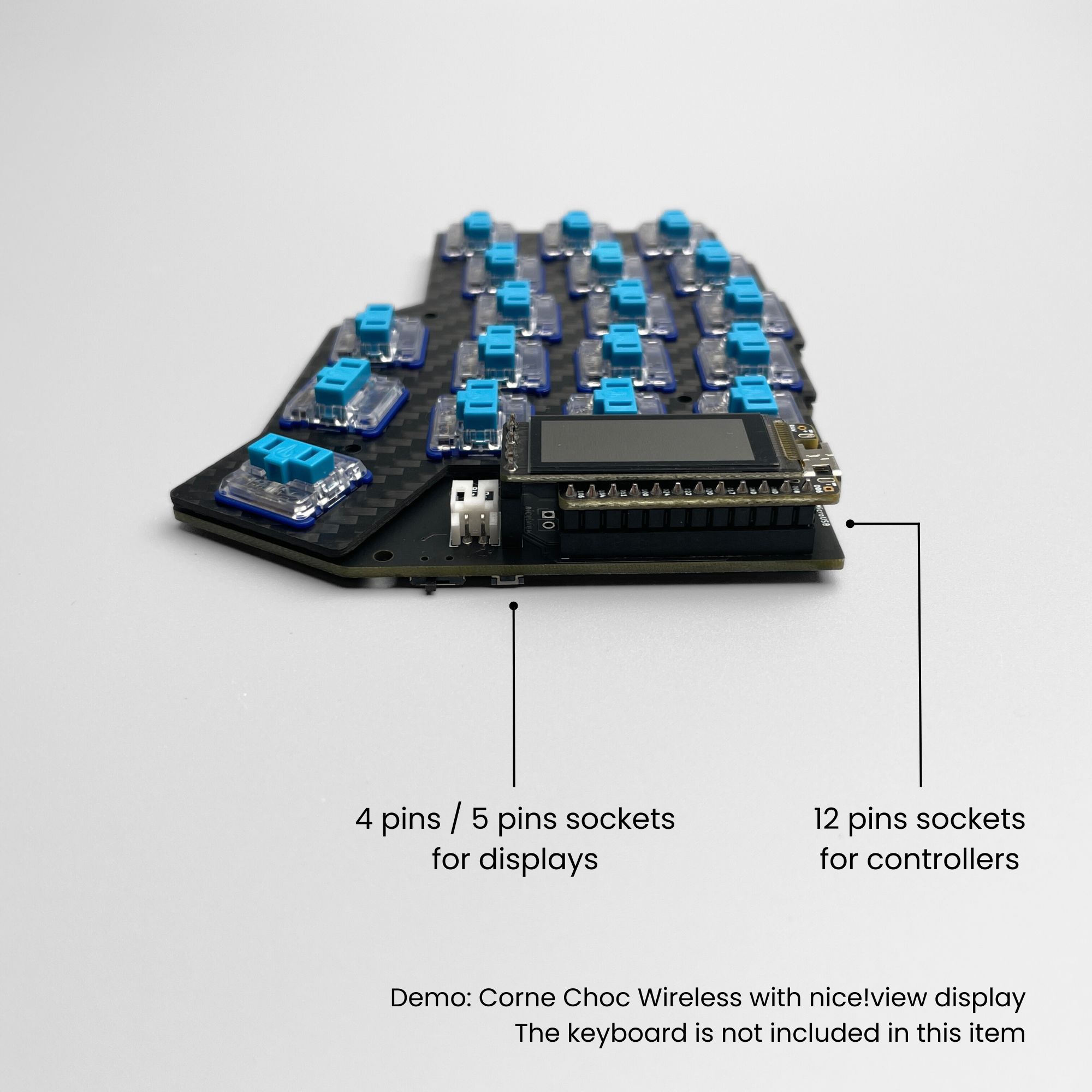 Controller and display sockets for split keyboard can be used with nice!nano, nice!view and RP2040 or pro-micro controller